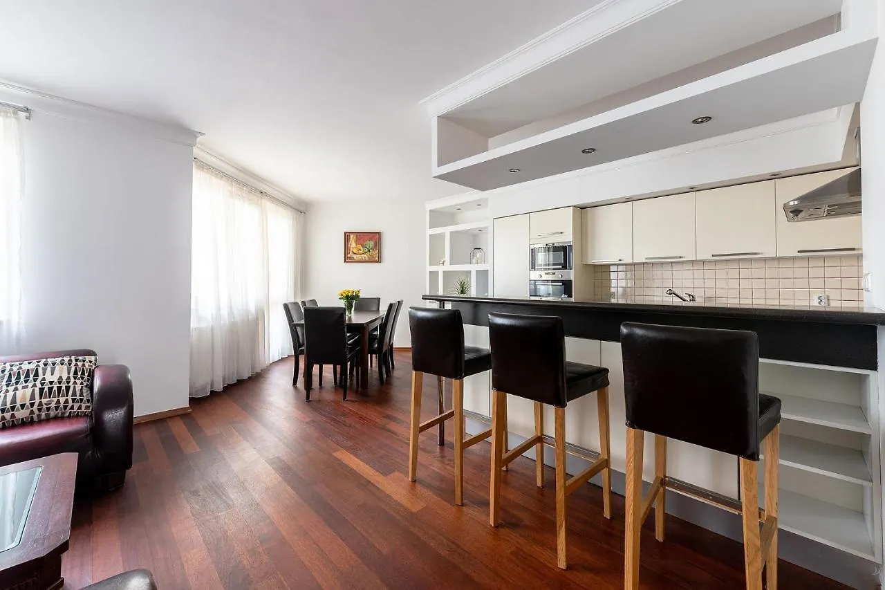 Bukowinska 12 Prywatne Mieszkanie 80M2 Z Dwiema Sypialniami I Balkonem 2X Bezplatne Miejsca Parkingowe Samodzielne Zameldowanie! Private Garage! Self Check-In System! location